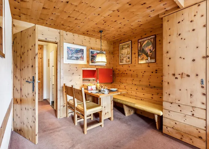 Guardaval 101 By Interhome