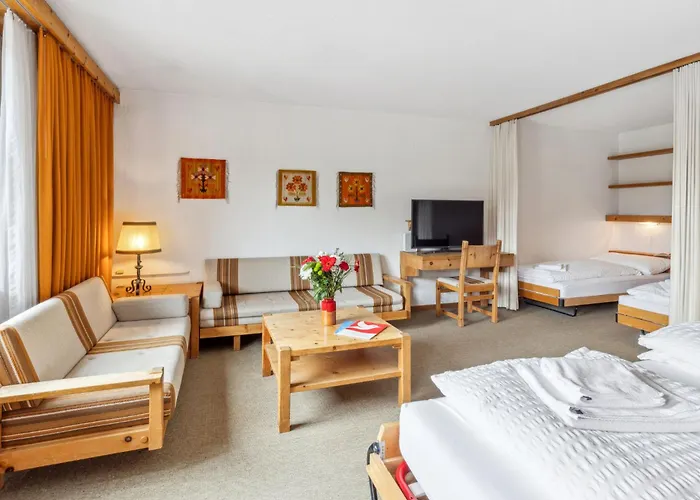 Guardaval 101 By Interhome